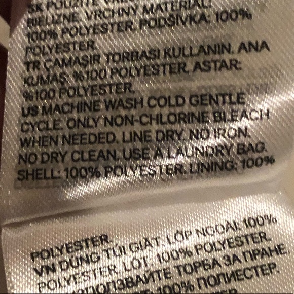 BRAND NEW: H&M Ivory Dress with Gold Sequins girls’ size 6x & 10- $30 each - Picture 8 of 8